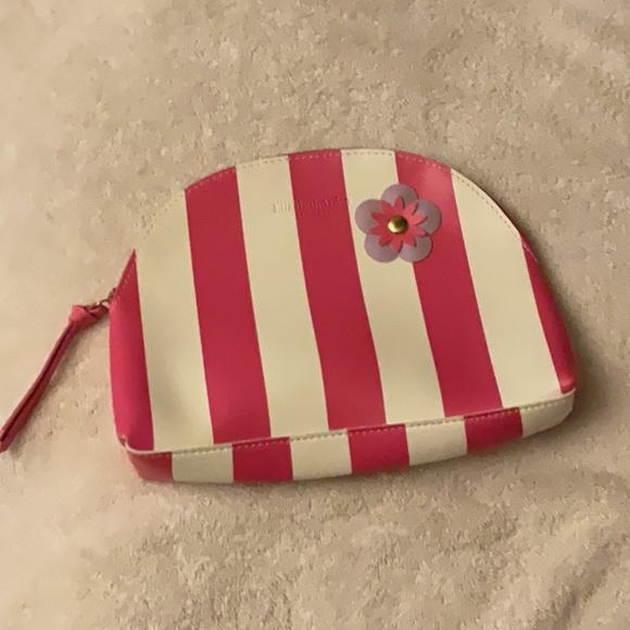 Elizabeth ArdenPink and White Striped Pouch - Picture 1 of 9